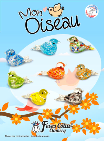 Collection de 8 fèves en verre, translucides et colorées en forme d'oiseaux. Artisan Français.